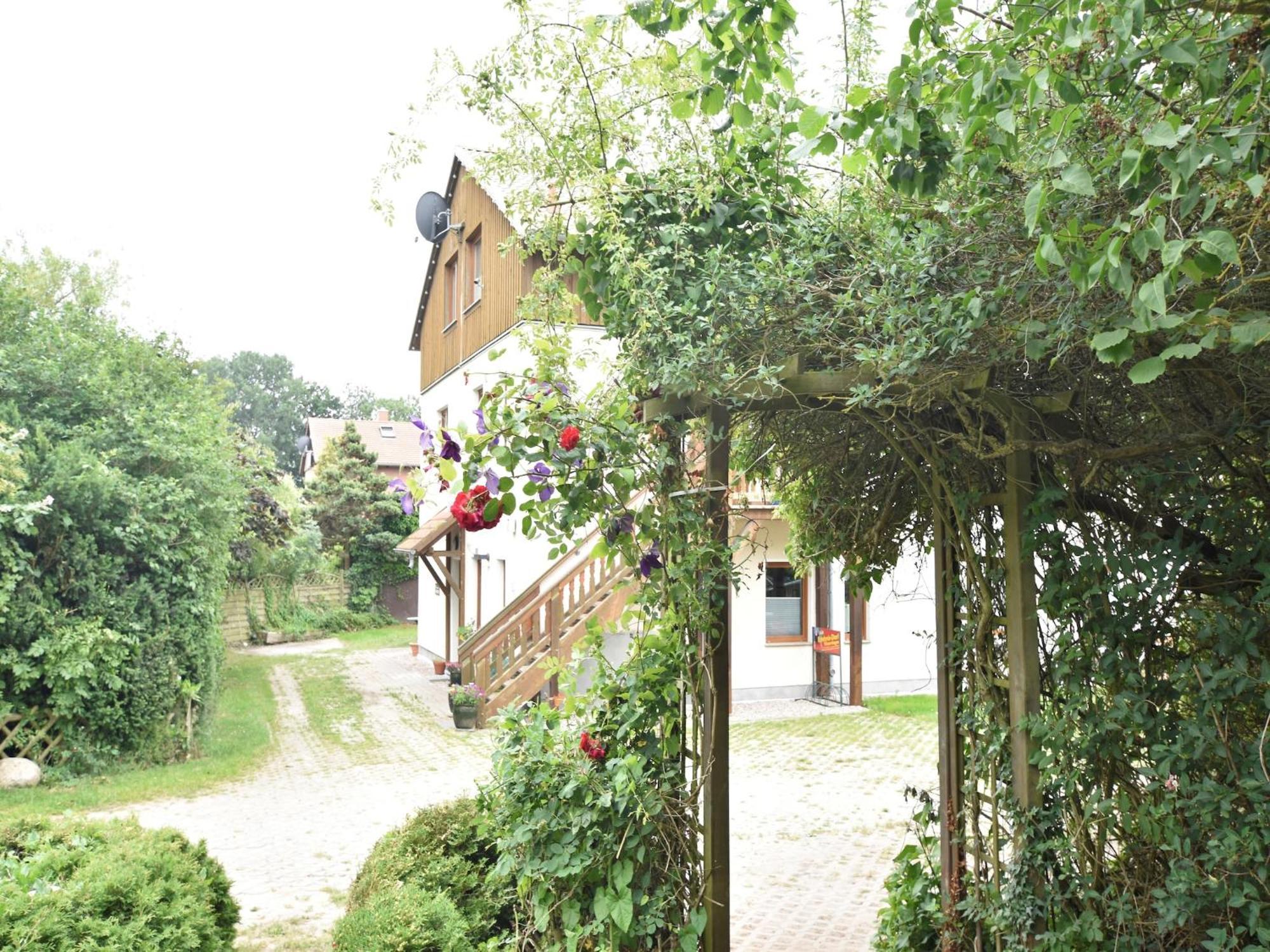 Beautiful Apartment In Rerik With Garden Near Sea Buitenkant foto