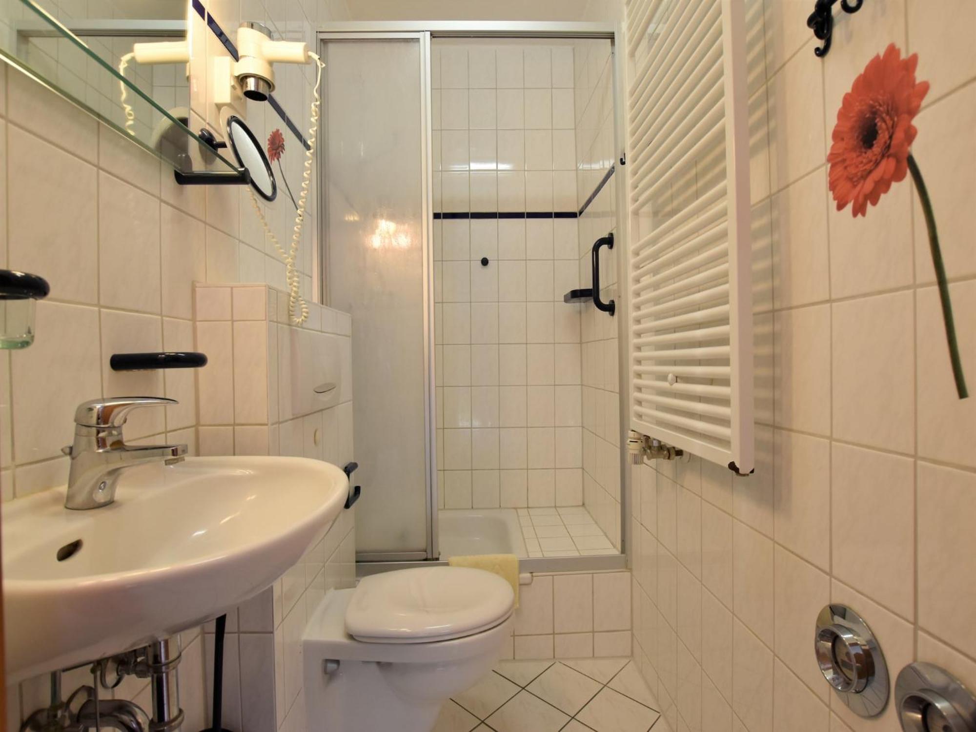 Beautiful Apartment In Rerik With Garden Near Sea Buitenkant foto